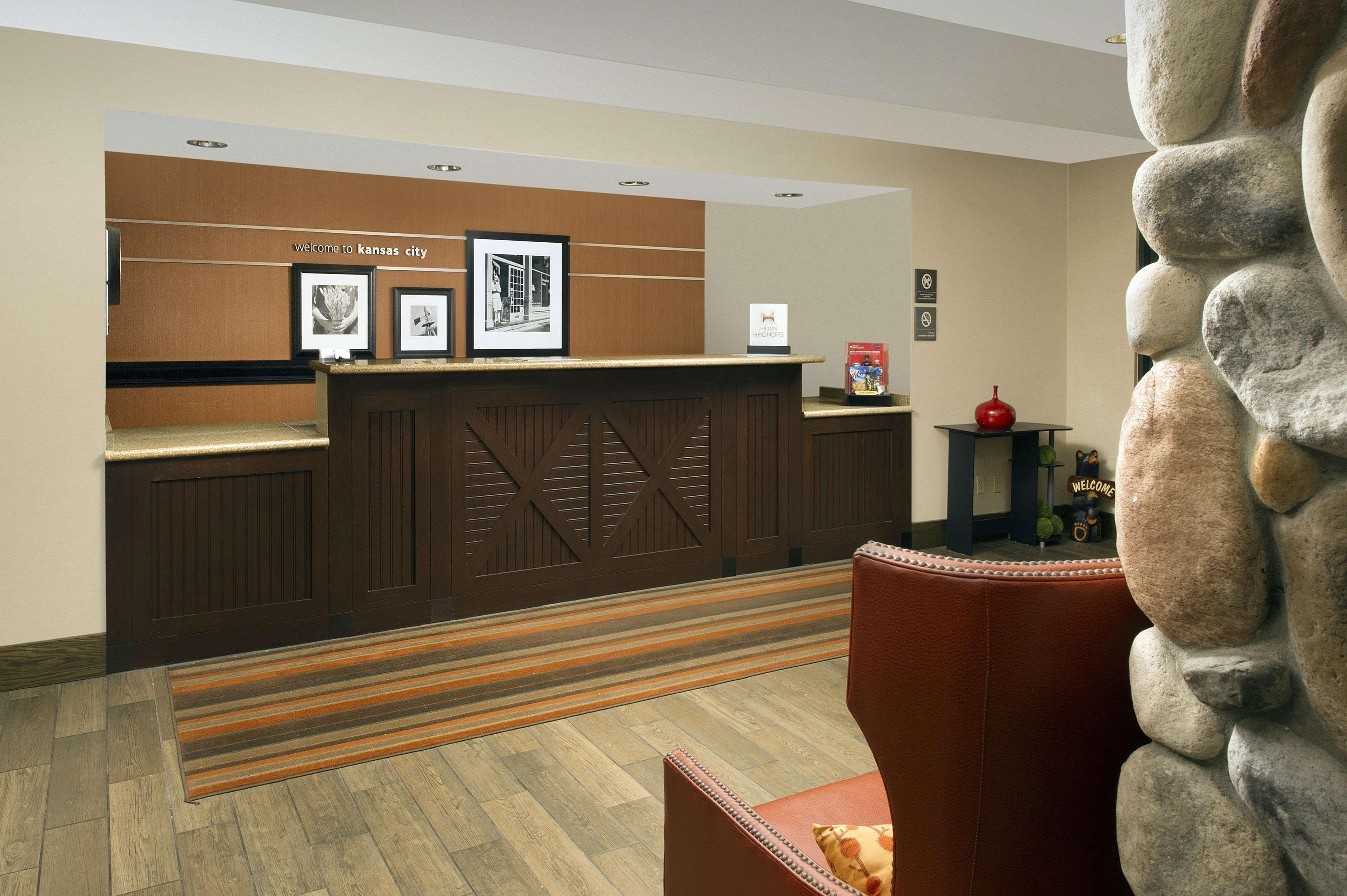 Hampton Inn Kansas City The Legends Interiør bilde