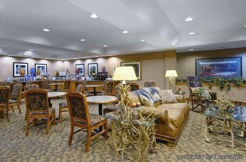 Hampton Inn Kansas City The Legends Eksteriør bilde